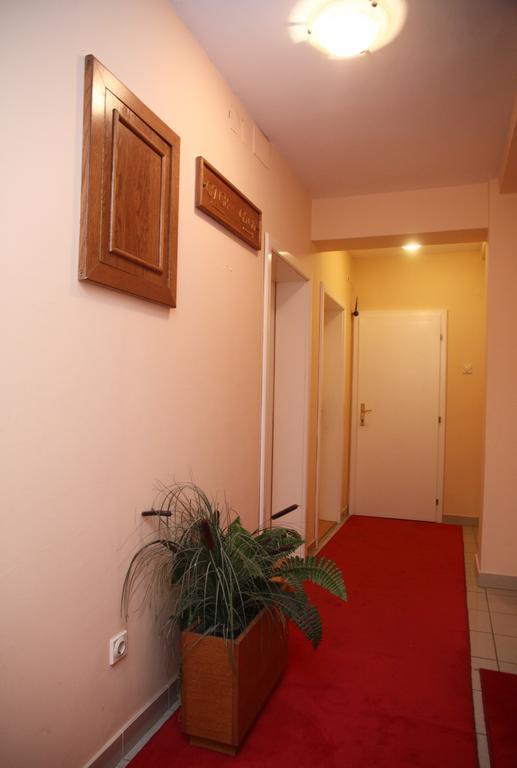 Garni Hotel Pbg Subotica Dış mekan fotoğraf